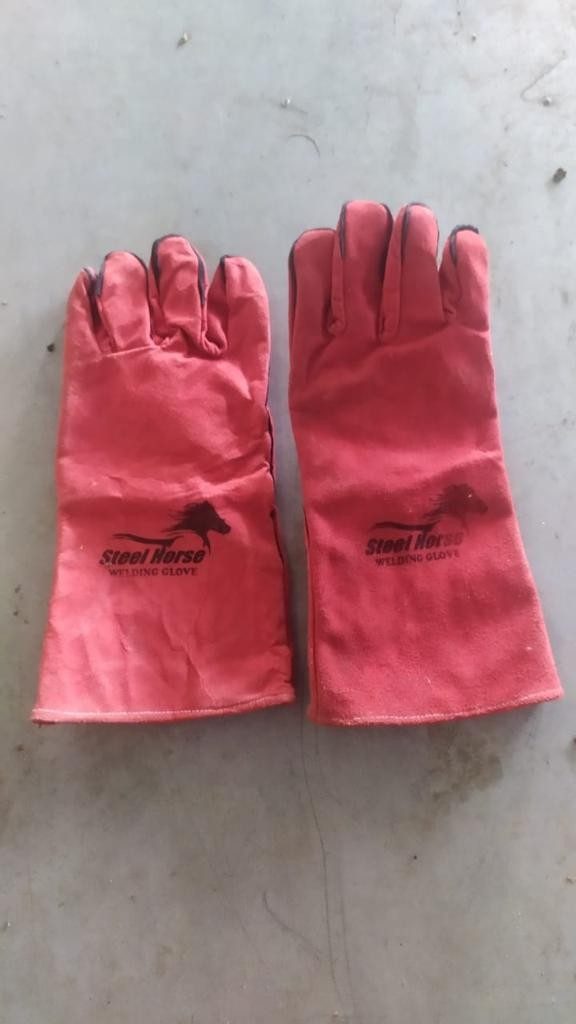 Sarung tangan pelindung